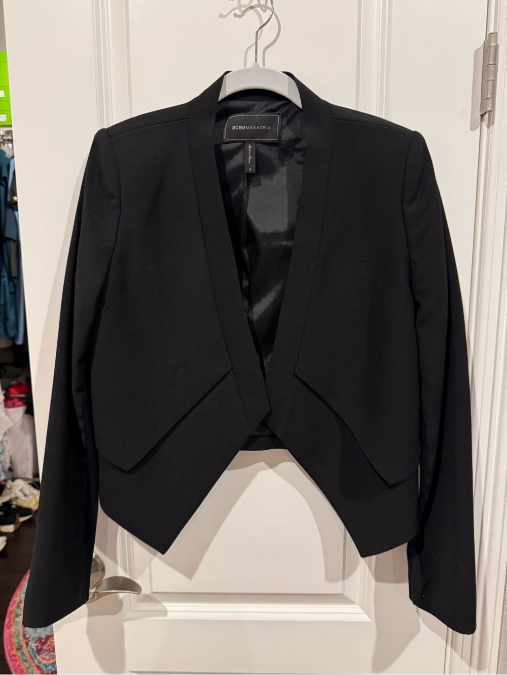 BCBGMaxAzria Black Cropped Open-Front Tailored Blazer